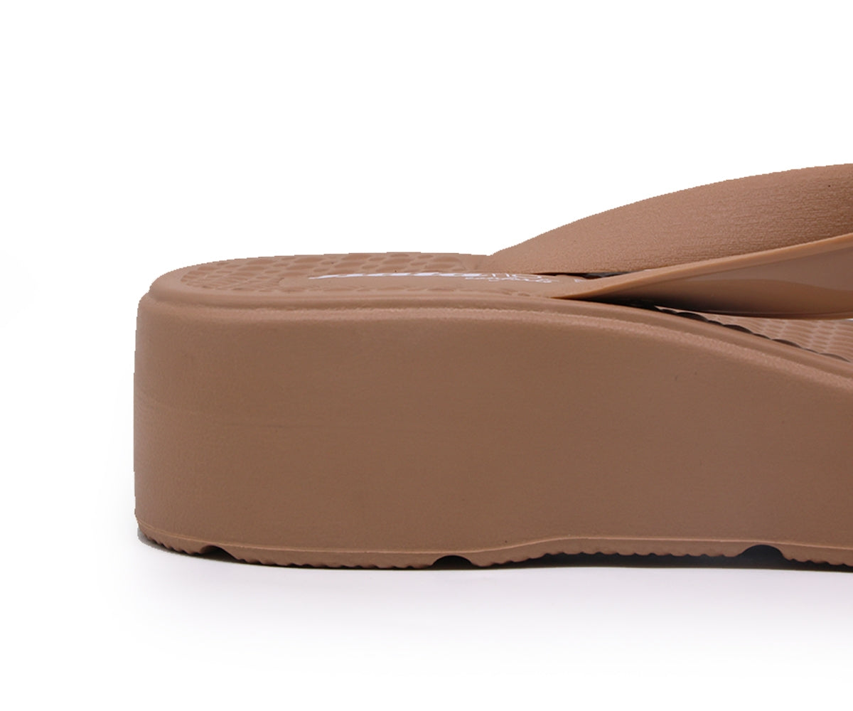 br wedge camel thong slides