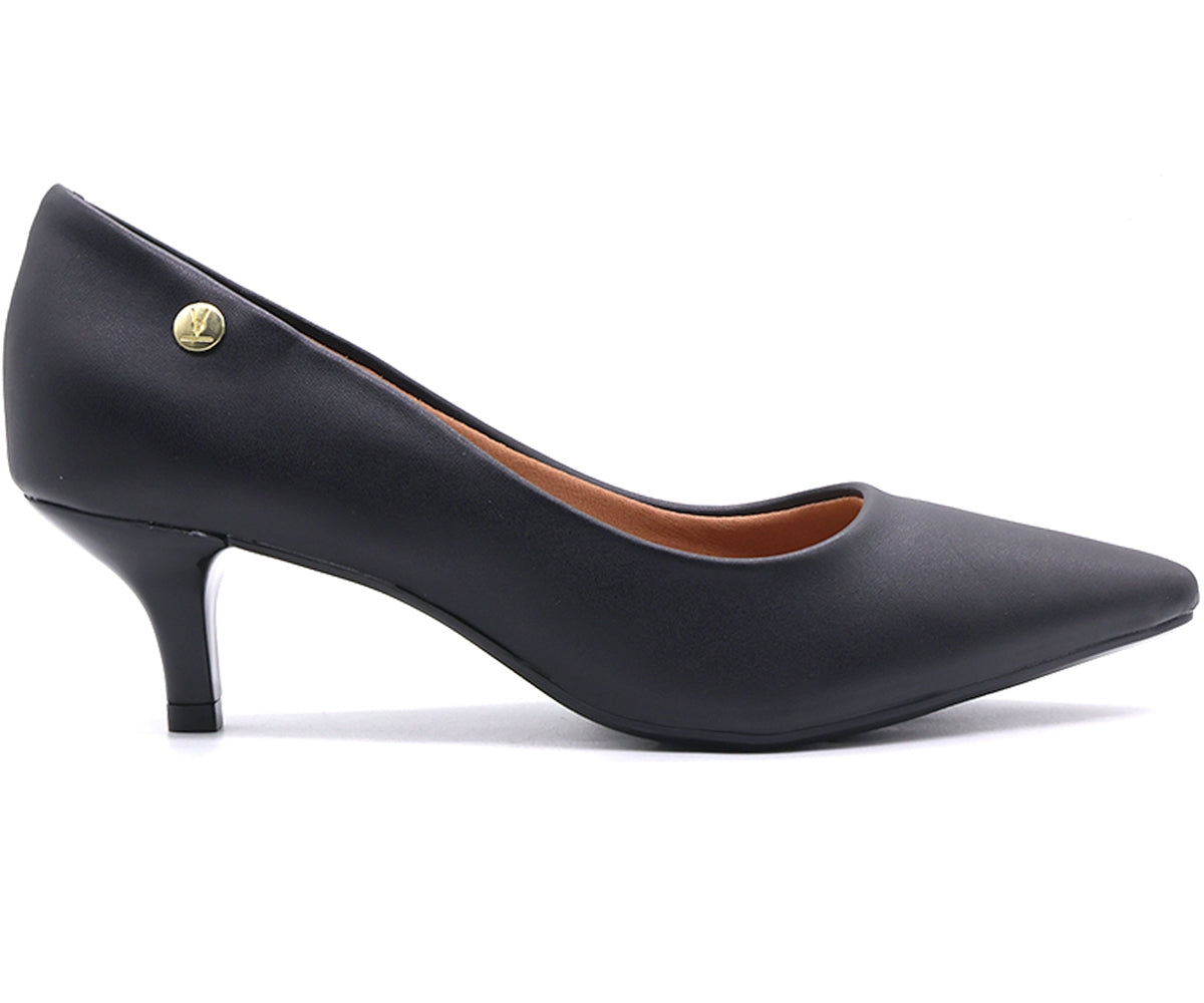 br classic kitten heel black stilettos