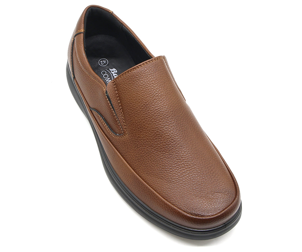 lightweight  brown loafer