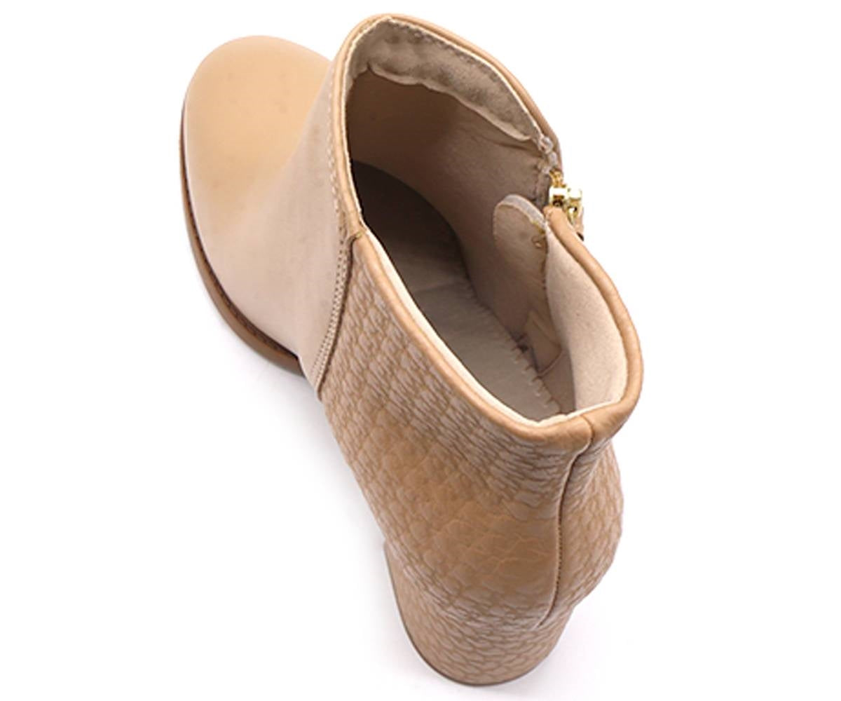 br textured tan ankle boots