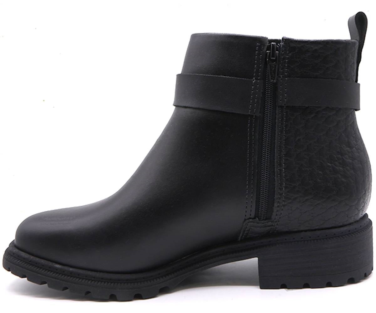 br black panelled ankle boot