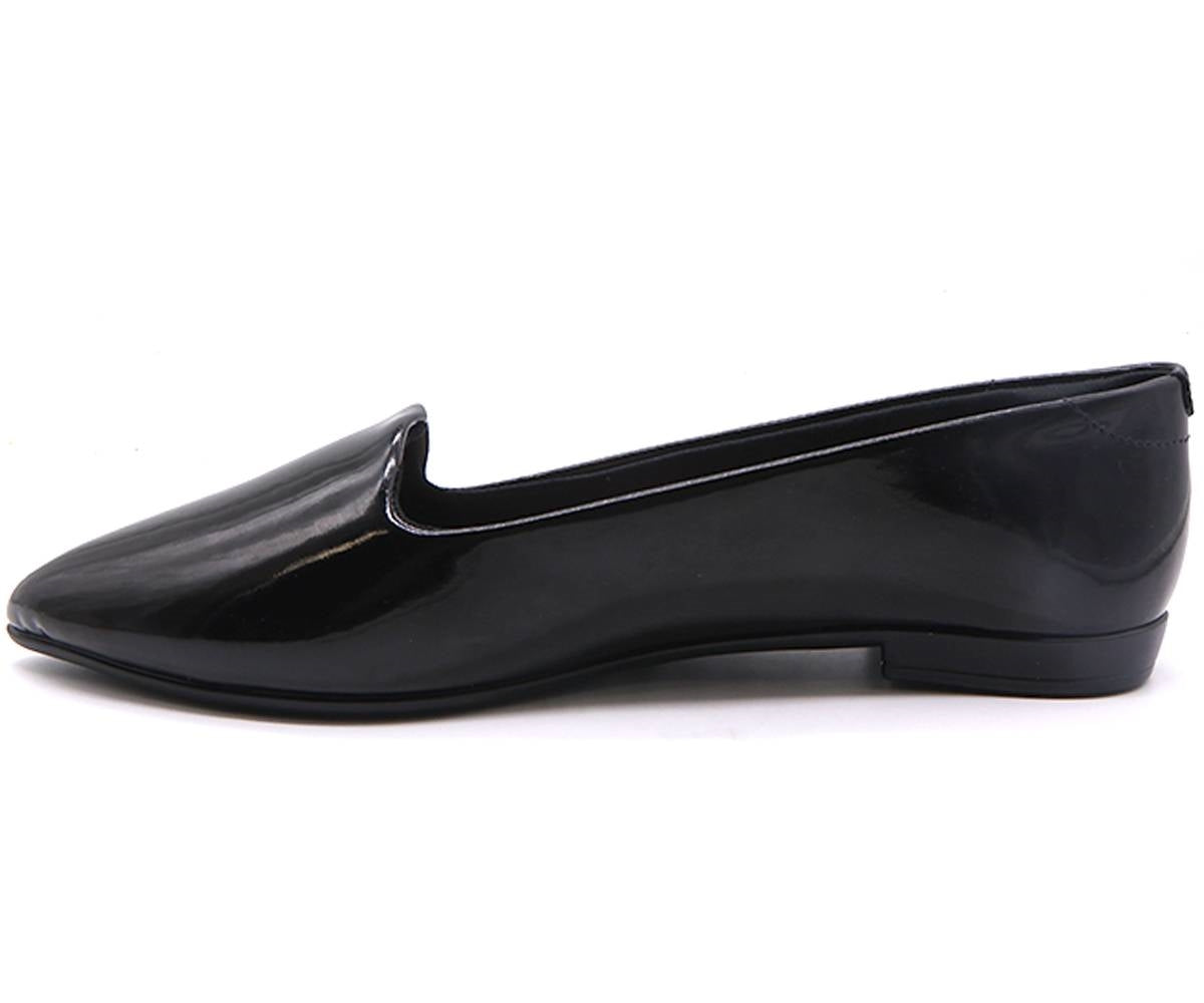 br black glossy pointy ballerina