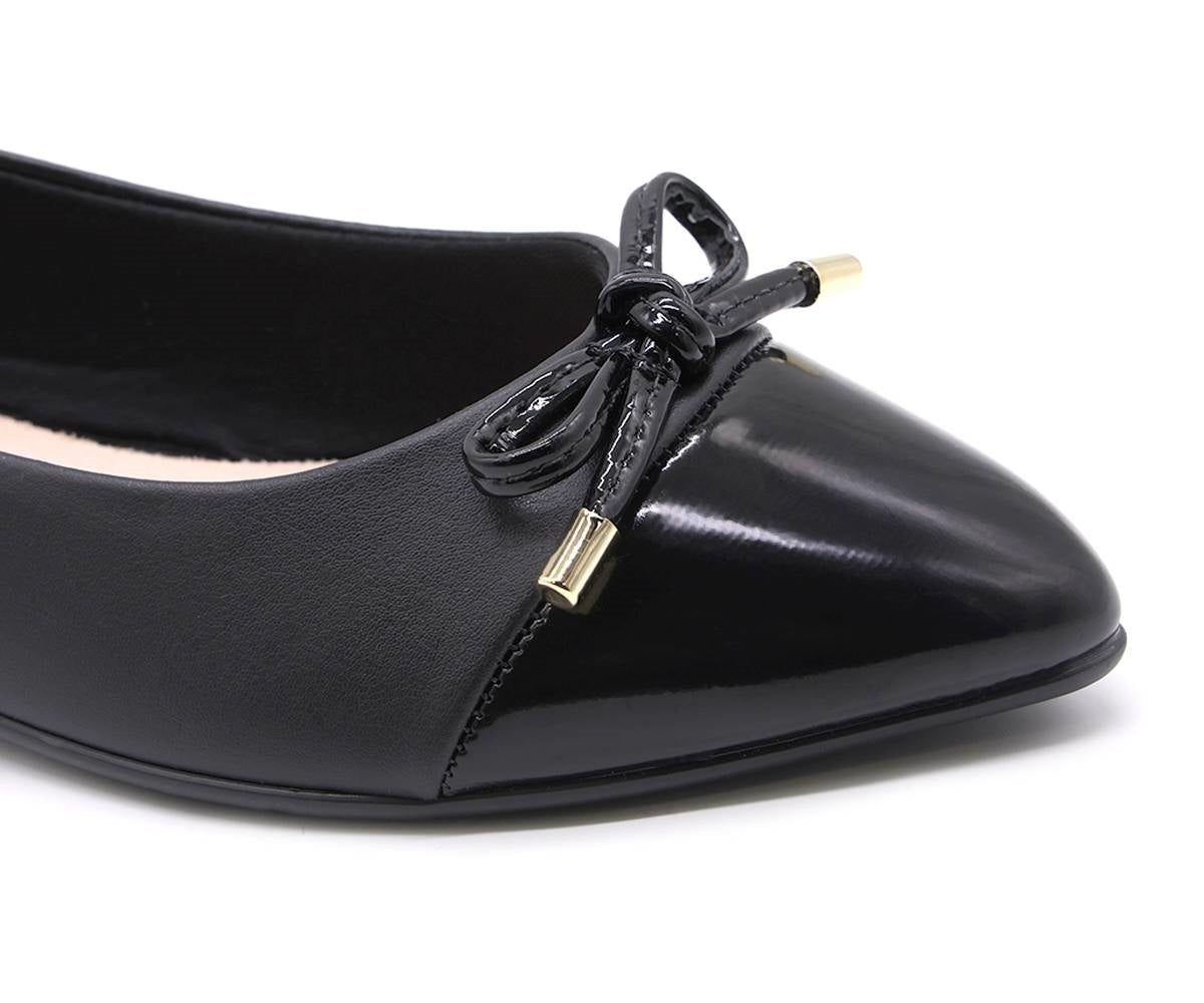 br black pointy two-tone ballerina