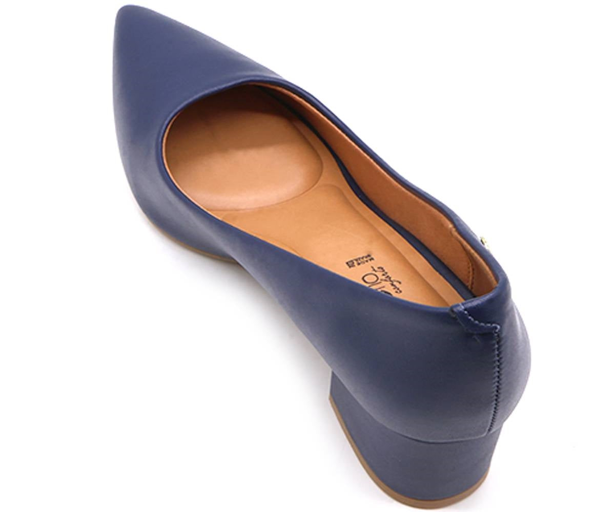 br navy block-heel pumps