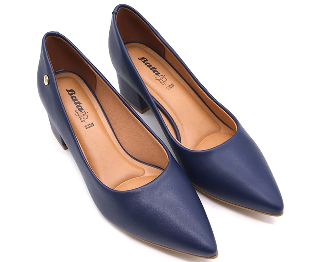 br navy block-heel pumps