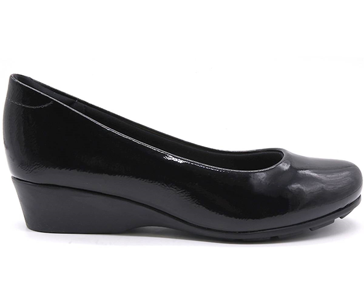 br black patent wedge loafer