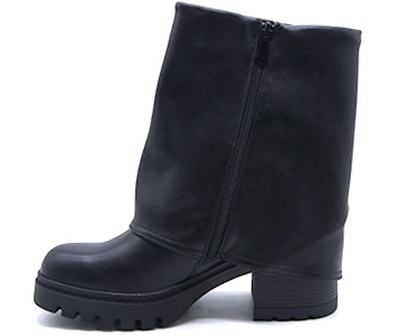 black folded boot