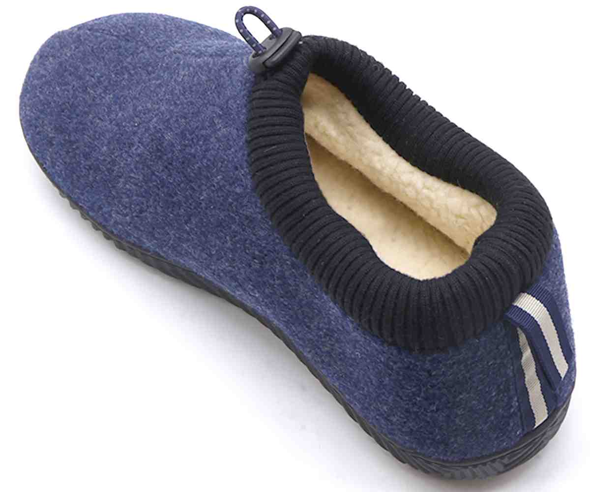 Navy Fleece Closed Slipper