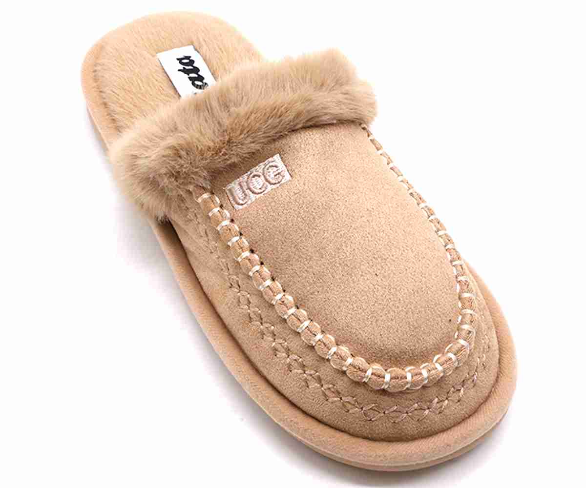 Beige Furry Slippers