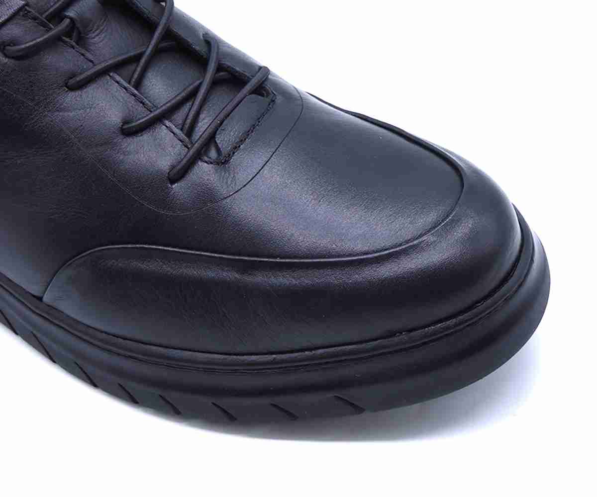 B Premium Soft Lace-Ups