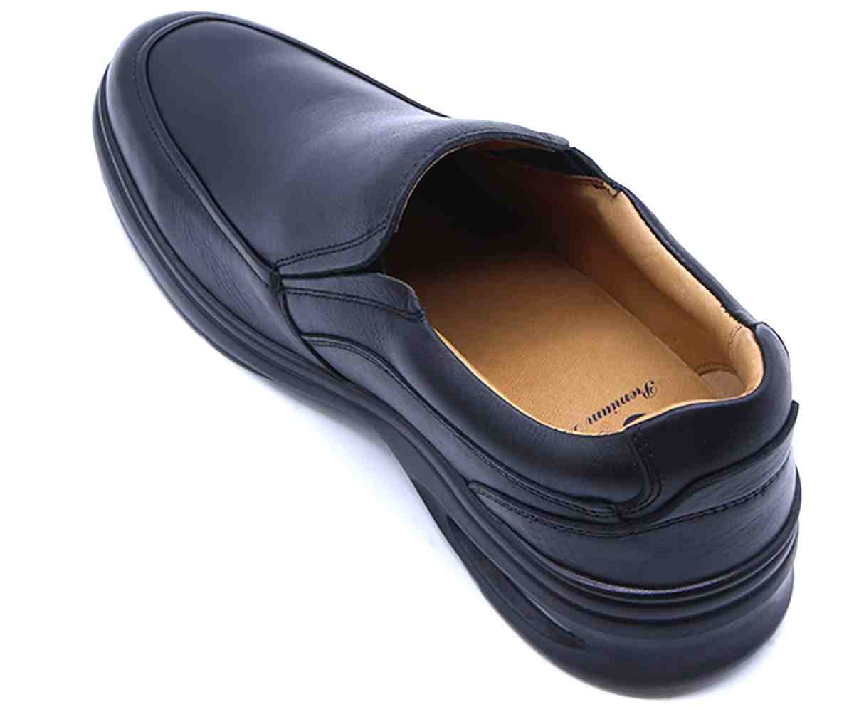 B Premium Gel Black Slip-Ons