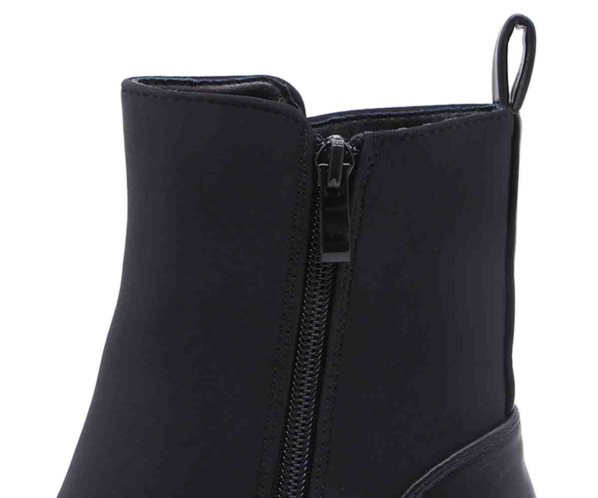 Black Lycra Lug Boot