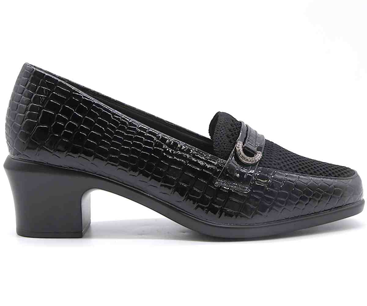 Black Croc Comfort Pump
