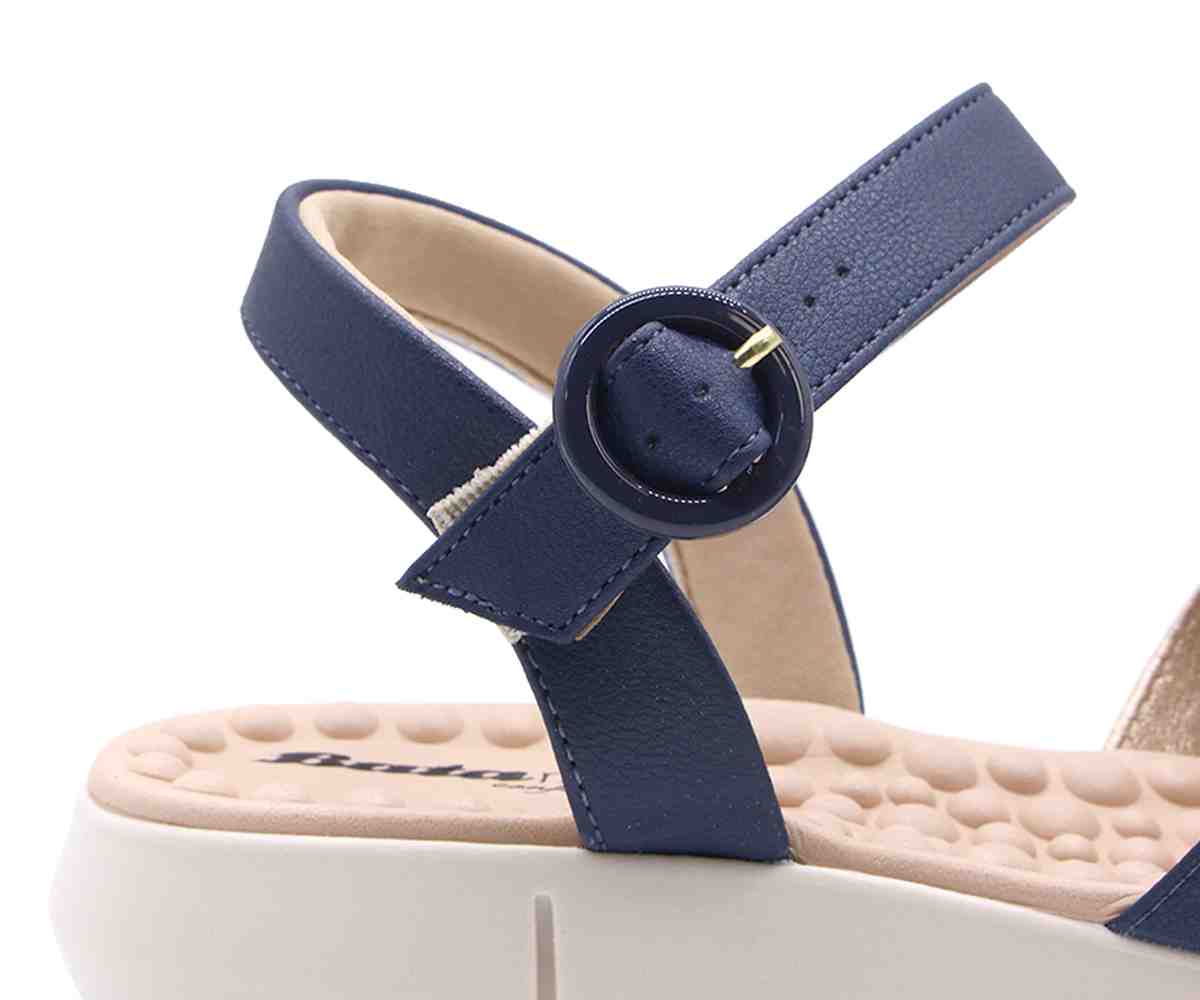 Br Reflex Tech Multi-Strap Sandals