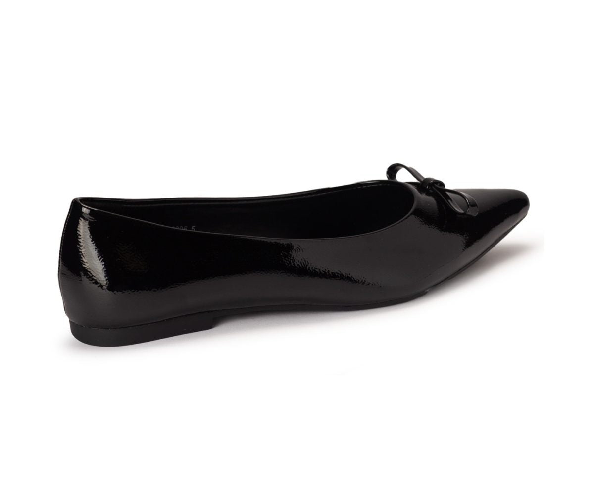 Black Pointy Bow Ballerina