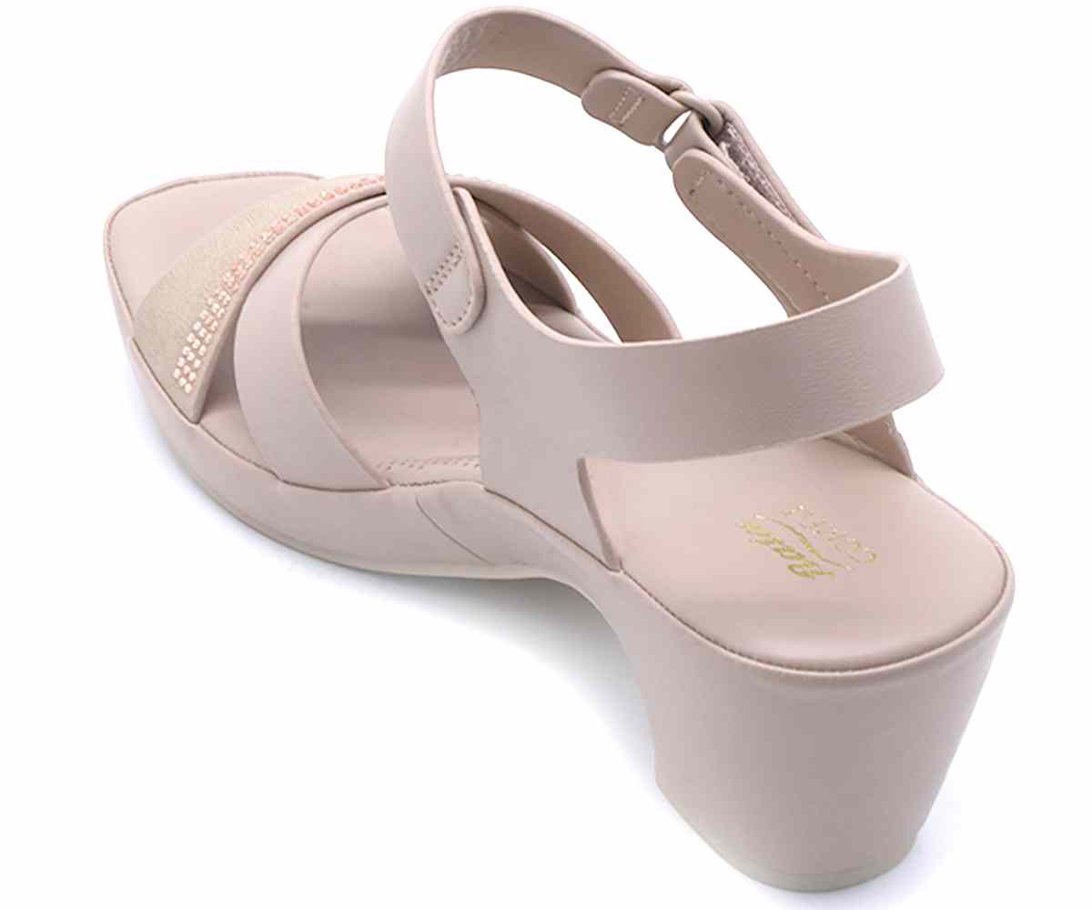 Comfit Beige Crossover Sandals