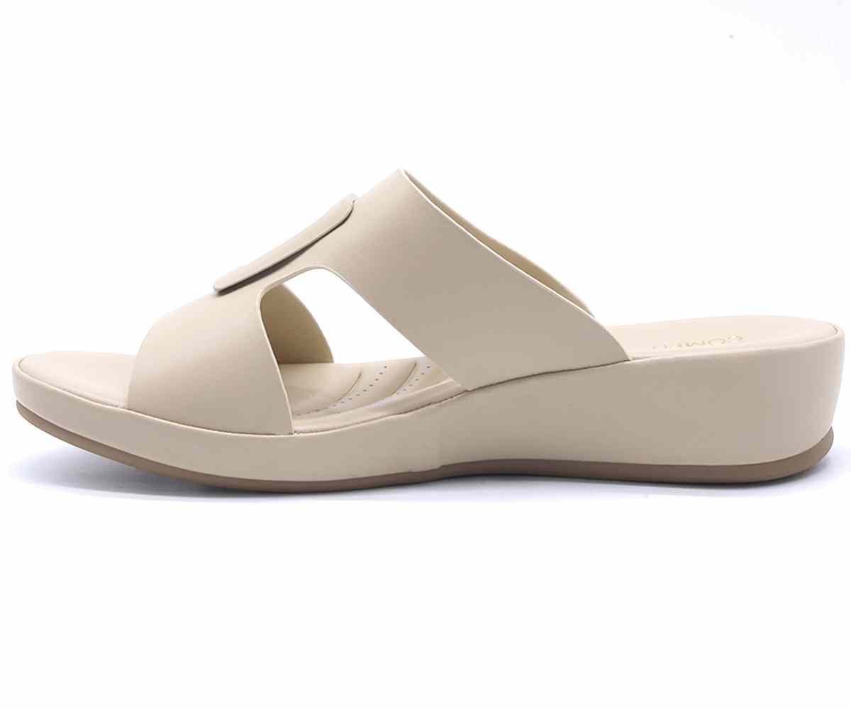 Comfit Beige Buckled Cutout Slides