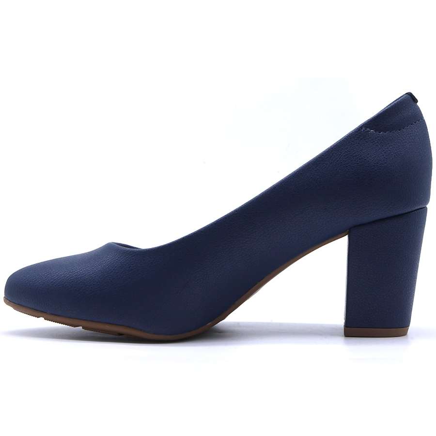 BR Comfy Navy Pumps