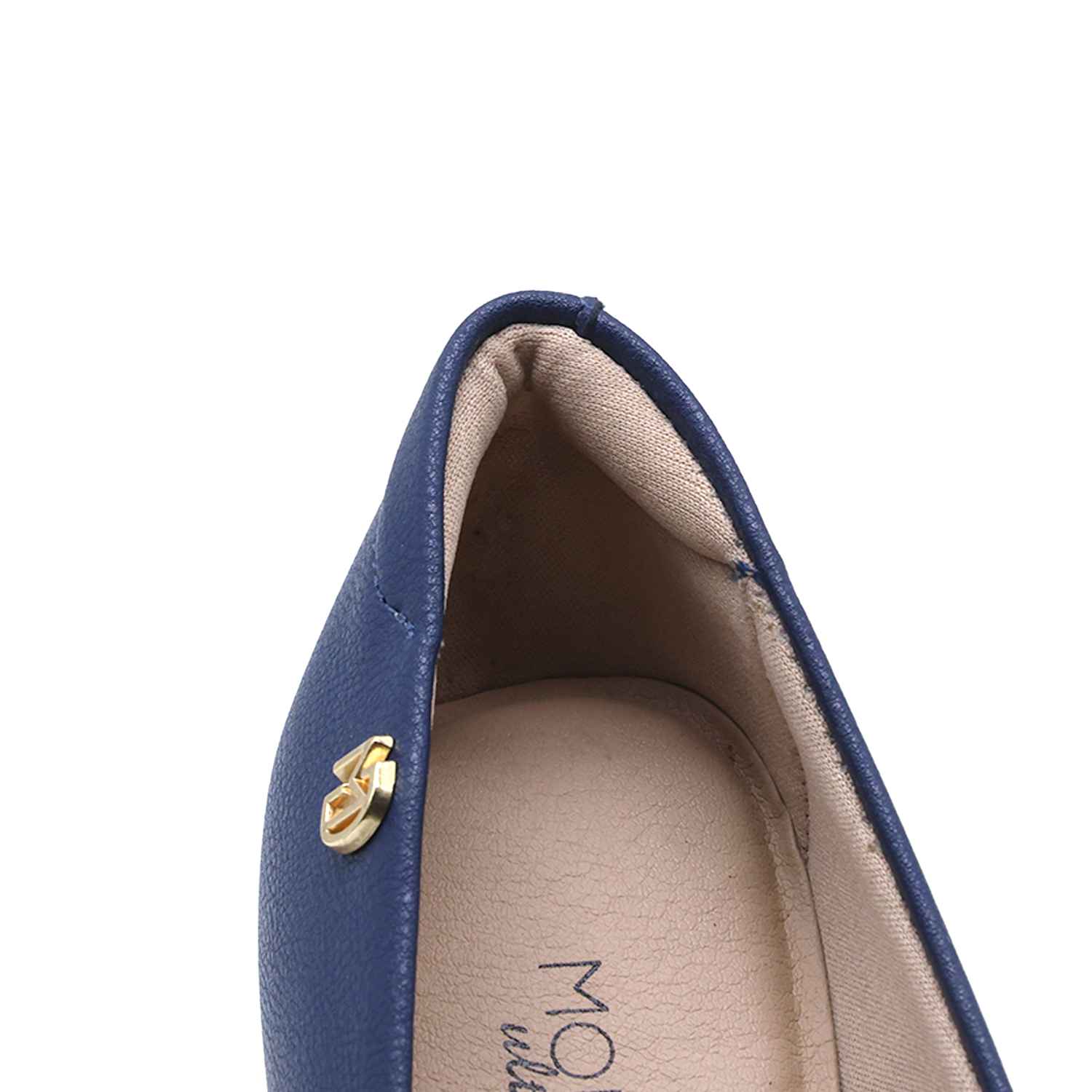 BR Comfy Navy Pumps