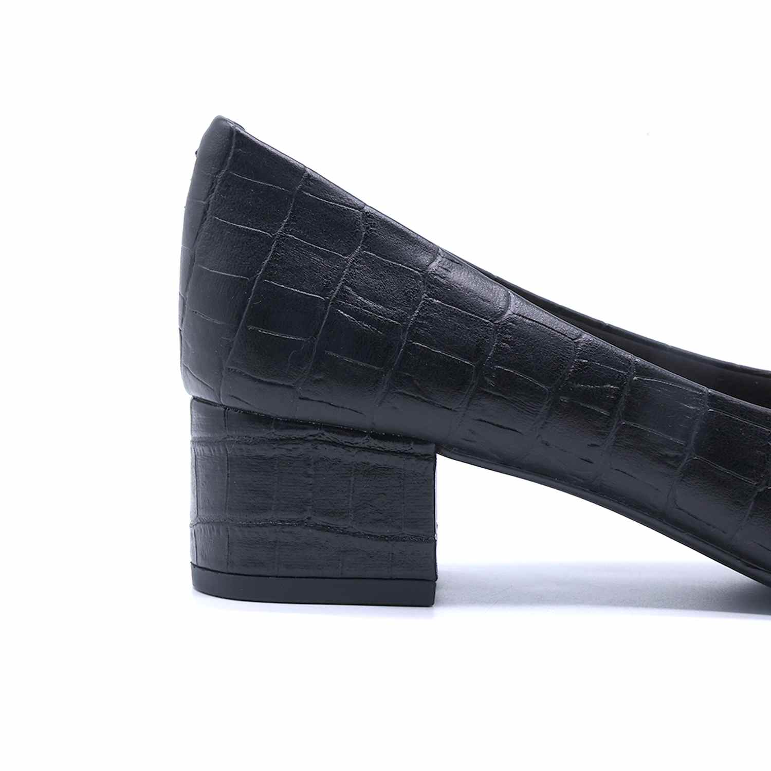 BR Black Croc Block-Heel Pumps