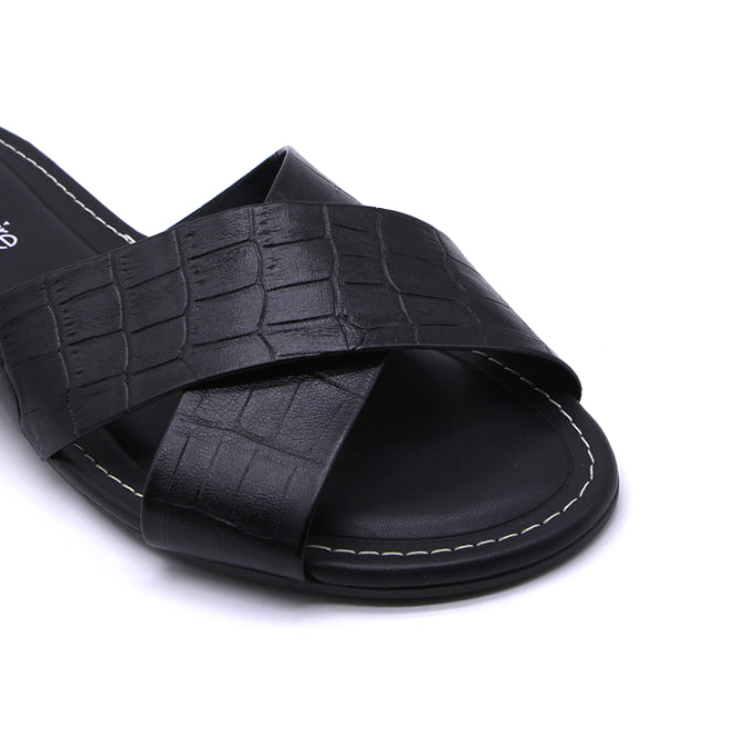 Marie Claire Black Crossover Slides