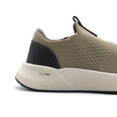 BR Lightfoam Sand Knit Slip-Ons – view 6