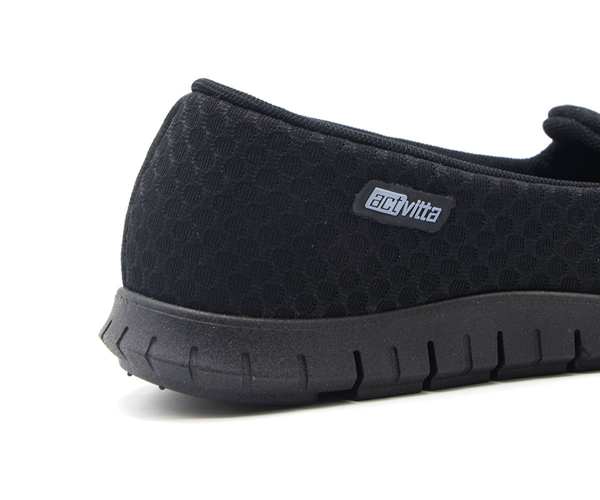 actvitta all black walking shoe