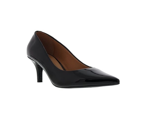 mid-heel patent black pointed-toe pumps